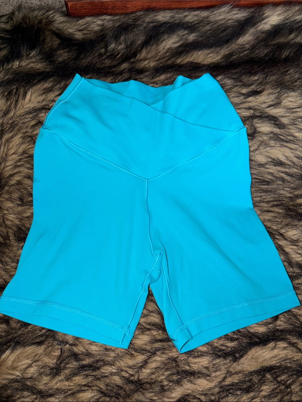 OFFLINE by Aerie Real Me Crossover Bike Shorts Teal High Rise 5” Size Medium